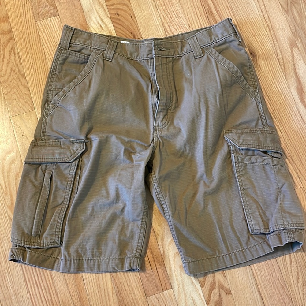 Men’s relaxed fit Carhartt cargo shorts
